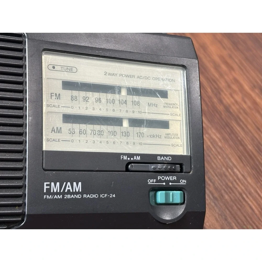 Vintage‎ Sony ICF-24 FM/AM 2 Band Portable Radio Model Tested 2 Way Power AC/DC
